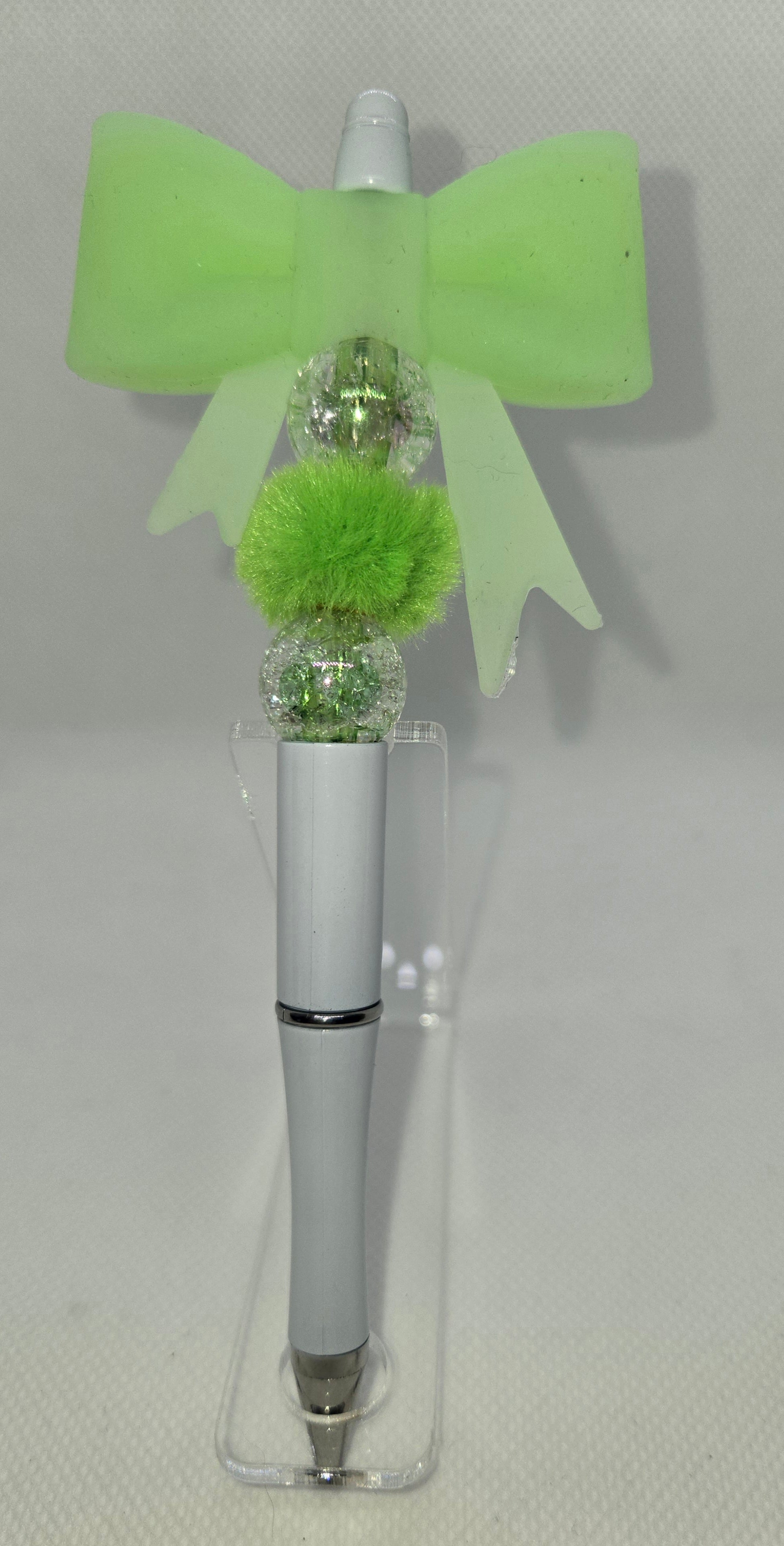 Bow pens